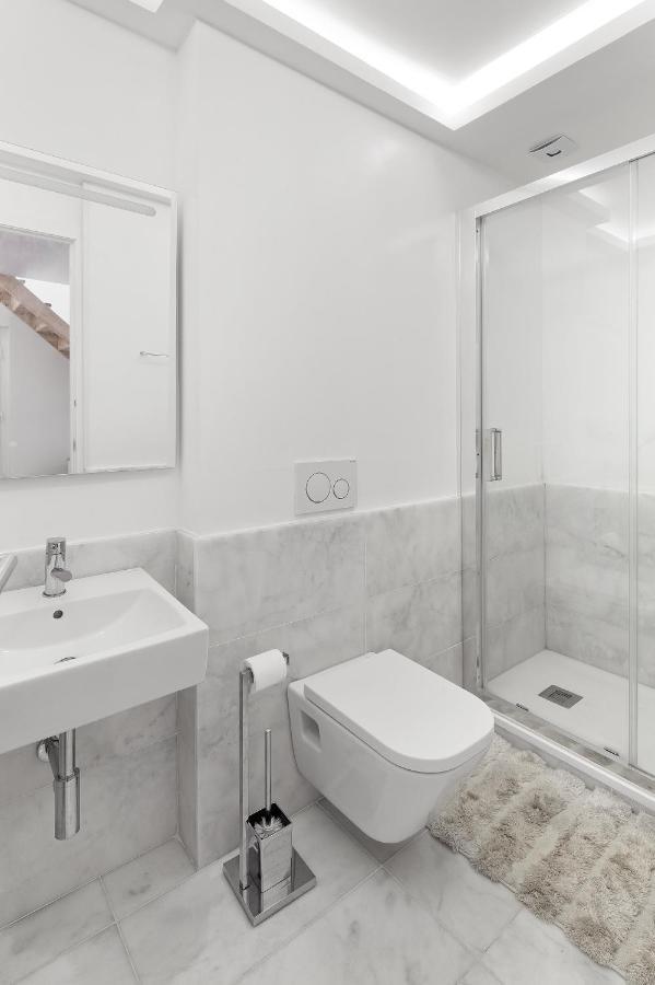 Room With Private Bathroom -Alcantara Lisboa Dış mekan fotoğraf